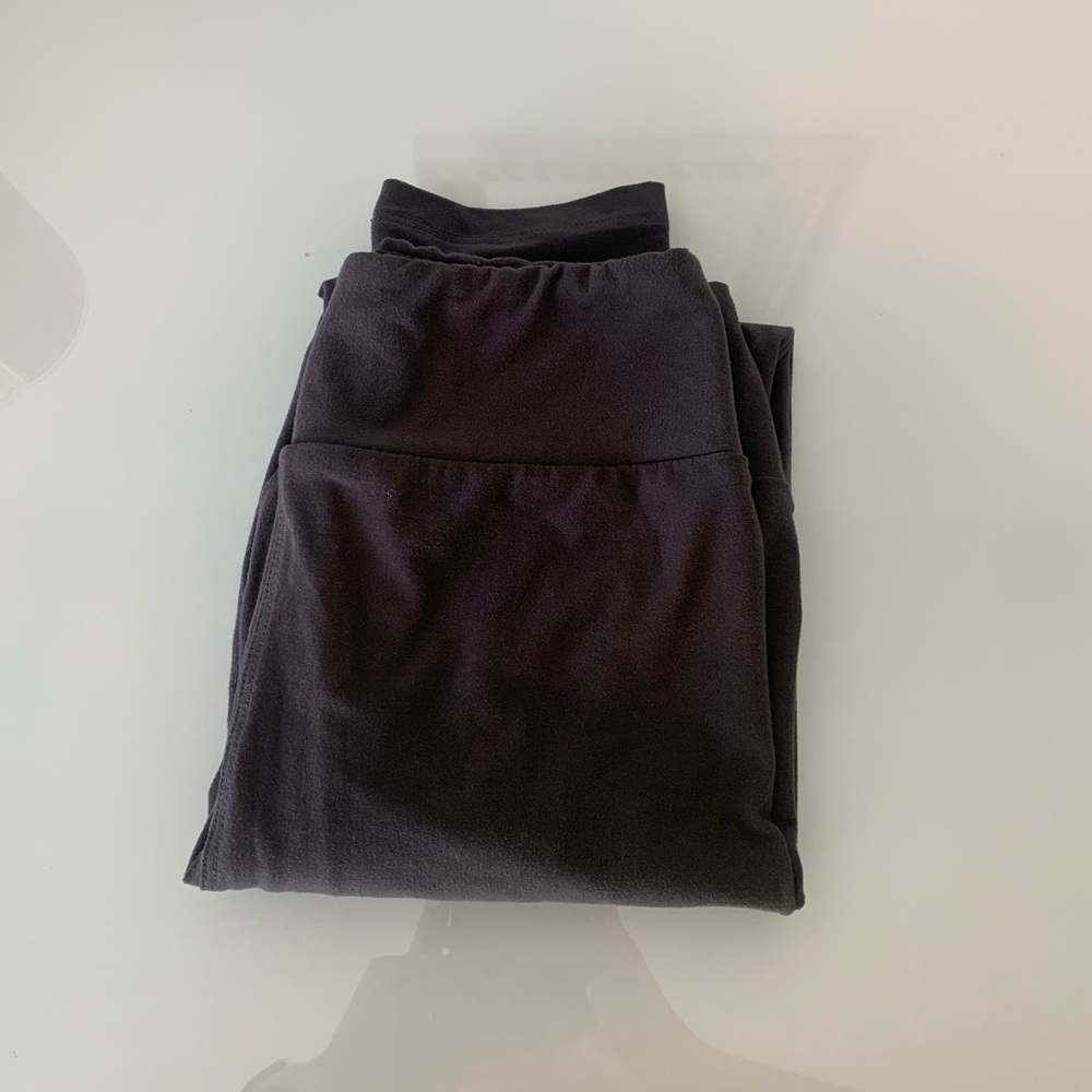 Tween LuLaRoe charcoal leggings